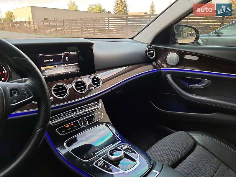 Седан Mercedes-Benz E-Class 2017 в Тячеві