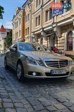 Седан Mercedes-Benz E-Class 2011 в Києві