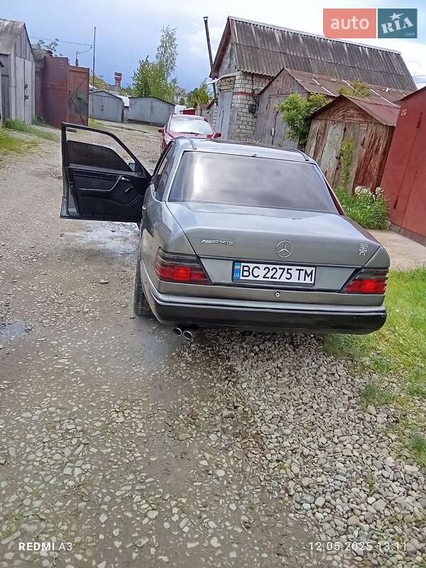 Седан Mercedes-Benz E-Class 1989 в Дрогобичі