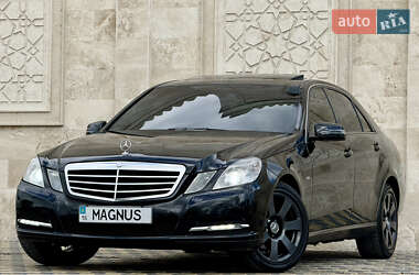 Седан Mercedes-Benz E-Class 2009 в Одессе