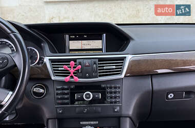 Седан Mercedes-Benz E-Class 2009 в 