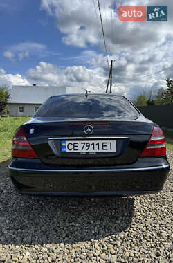 Седан Mercedes-Benz E-Class 2004 в Черновцах
