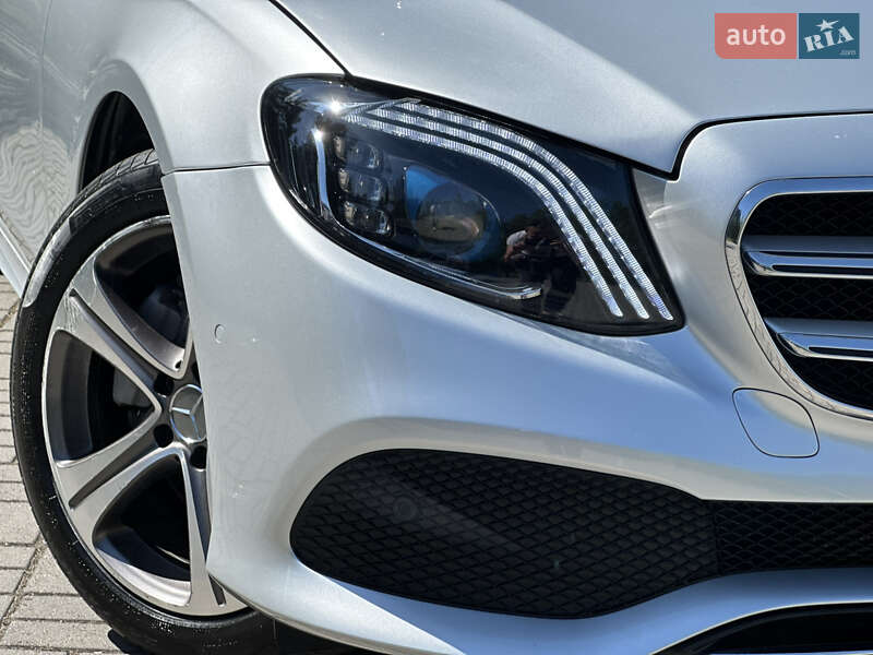 Седан Mercedes-Benz E-Class 2019 в Дрогобичі