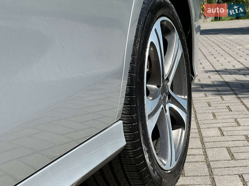 Седан Mercedes-Benz E-Class 2019 в Дрогобичі