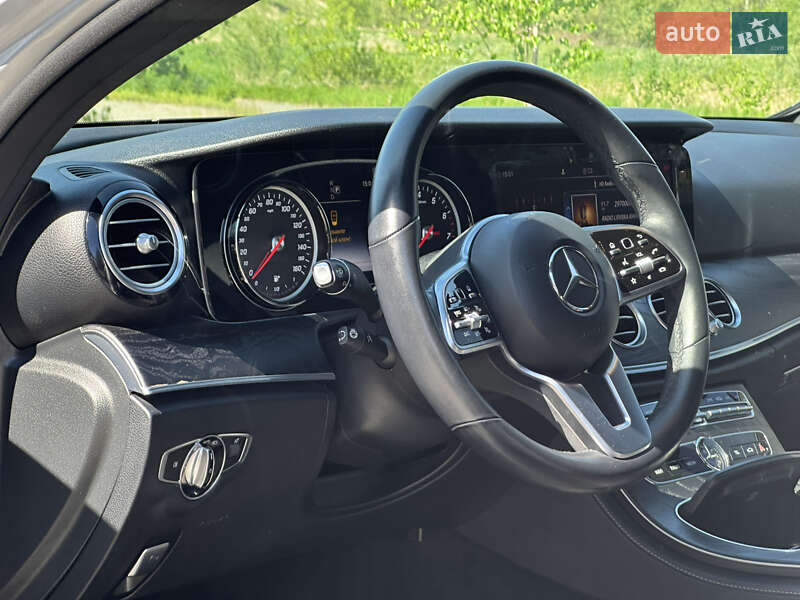 Седан Mercedes-Benz E-Class 2019 в Дрогобичі