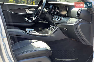 Седан Mercedes-Benz E-Class 2019 в 
