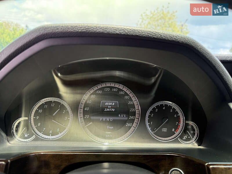 Седан Mercedes-Benz E-Class 2013 в Кременце