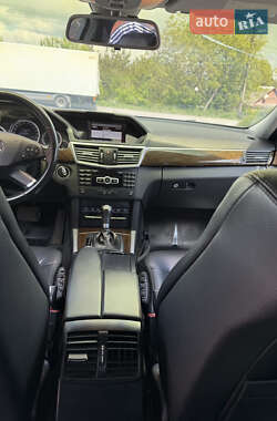 Седан Mercedes-Benz E-Class 2013 в 