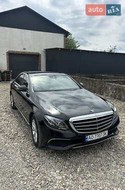 Седан Mercedes-Benz E-Class 2016 в 