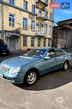 Седан Mercedes-Benz E-Class 2003 в 
