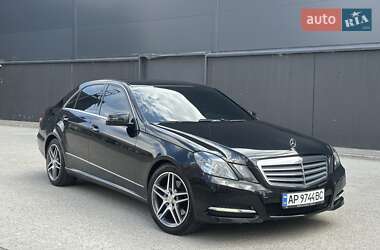 Седан Mercedes-Benz E-Class 2010 в Киеве