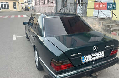 Седан Mercedes-Benz E-Class 1987 в 