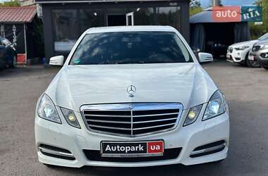 Седан Mercedes-Benz E-Class 2011 в 