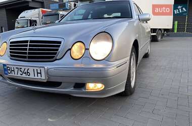 Седан Mercedes-Benz E-Class 2000 в 