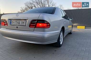 Седан Mercedes-Benz E-Class 2000 в Одесі