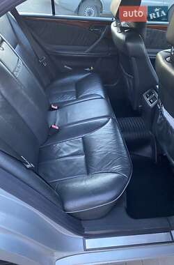 Седан Mercedes-Benz E-Class 2000 в 