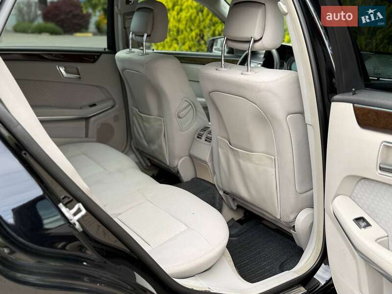 Универсал Mercedes-Benz E-Class 2010 в Одессе