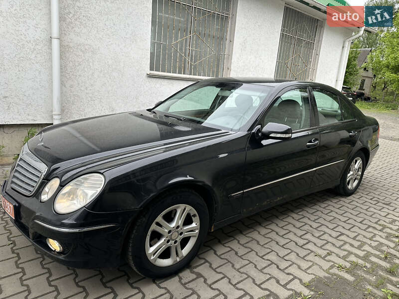 Седан Mercedes-Benz E-Class 2007 в Луцке