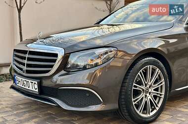 Седан Mercedes-Benz E-Class 2016 в 