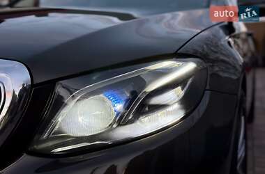 Седан Mercedes-Benz E-Class 2016 в 