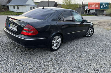 Седан Mercedes-Benz E-Class 2002 в 