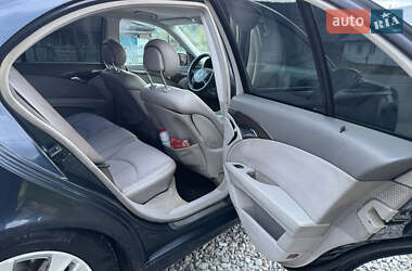 Седан Mercedes-Benz E-Class 2002 в 