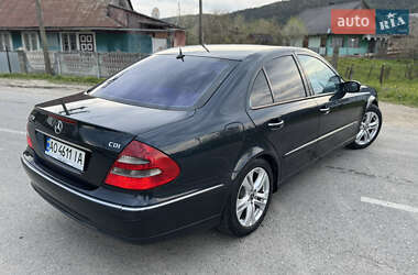 Седан Mercedes-Benz E-Class 2002 в 