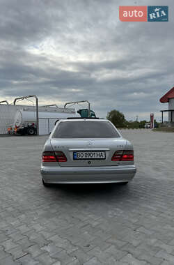 Седан Mercedes-Benz E-Class 1999 в 