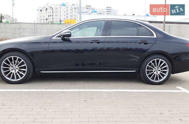 Седан Mercedes-Benz E-Class 2016 в Киеве