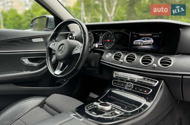Універсал Mercedes-Benz E-Class 2017 в 