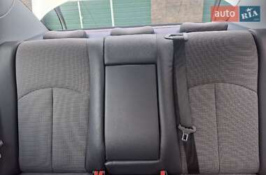 Седан Mercedes-Benz E-Class 2004 в 