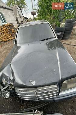 Седан Mercedes-Benz E-Class 1992 в 