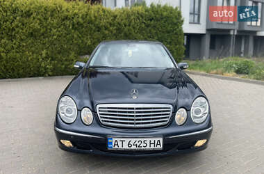 Седан Mercedes-Benz E-Class 2002 в 