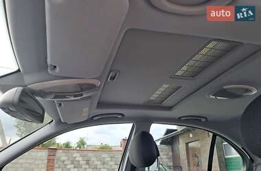 Седан Mercedes-Benz E-Class 2004 в 