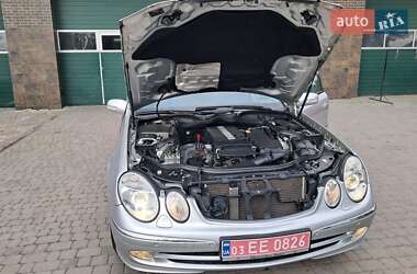 Седан Mercedes-Benz E-Class 2004 в 