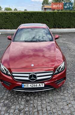 Седан Mercedes-Benz E-Class 2016 в 