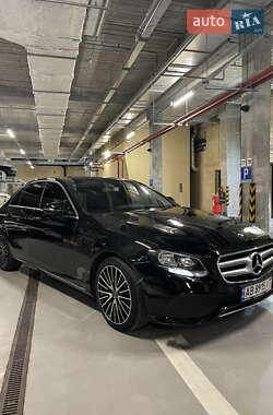 Седан Mercedes-Benz E-Class 2018 в 