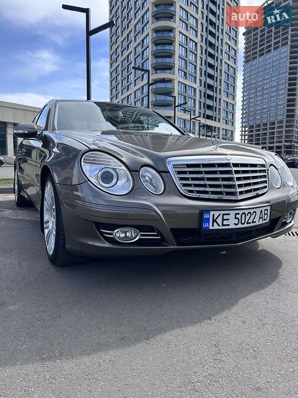 Mercedes-Benz E-Class 2006