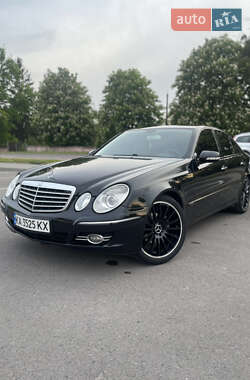Седан Mercedes-Benz E-Class 2007 в 