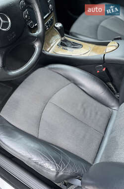 Седан Mercedes-Benz E-Class 2007 в 