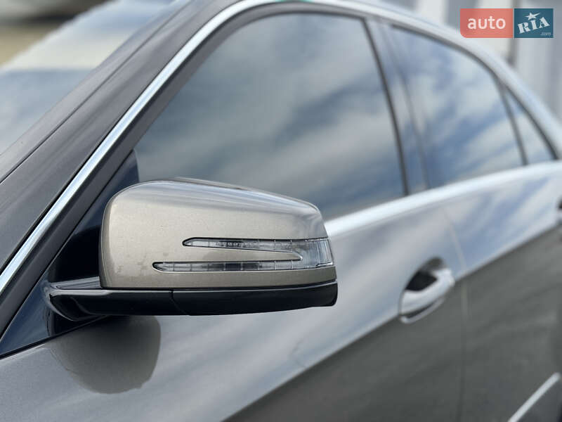 Седан Mercedes-Benz E-Class 2010 в Вінниці