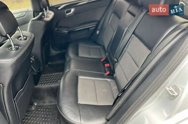 Седан Mercedes-Benz E-Class 2011 в 