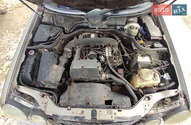 Седан Mercedes-Benz E-Class 1997 в 
