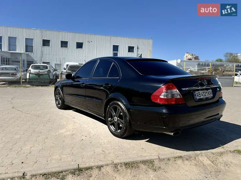 Седан Mercedes-Benz E-Class 2006 в Вінниці