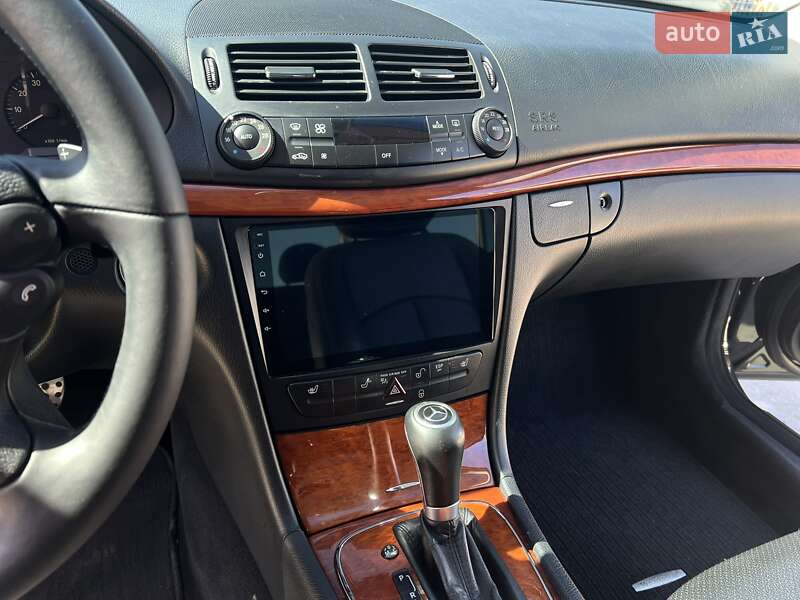 Седан Mercedes-Benz E-Class 2006 в Вінниці