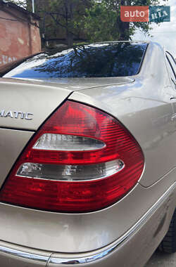 Седан Mercedes-Benz E-Class 2005 в 