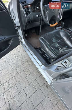 Седан Mercedes-Benz E-Class 2000 в 