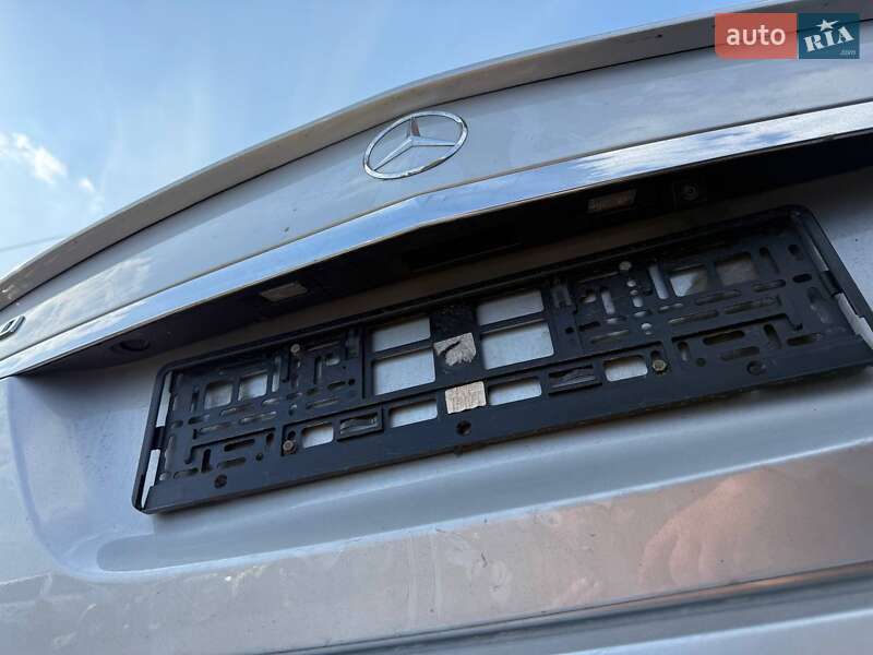 Седан Mercedes-Benz E-Class 2012 в Білій Церкві