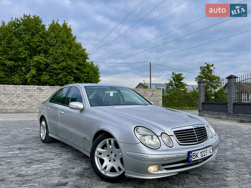 Седан Mercedes-Benz E-Class 2004 в Костопілі