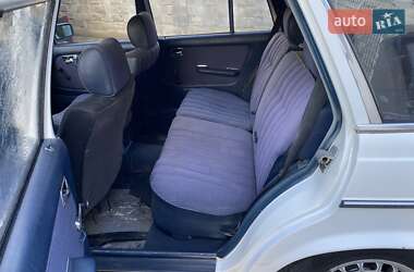 Универсал Mercedes-Benz E-Class 1985 в 